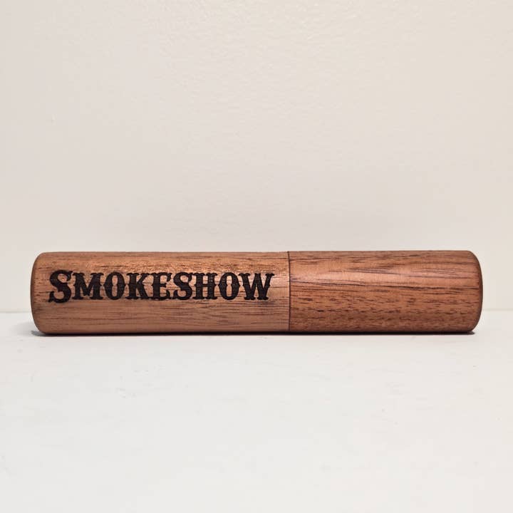 Travel Cigar Holder – Smokeshow Engraving for wholesale by Beer Drinking Accessories