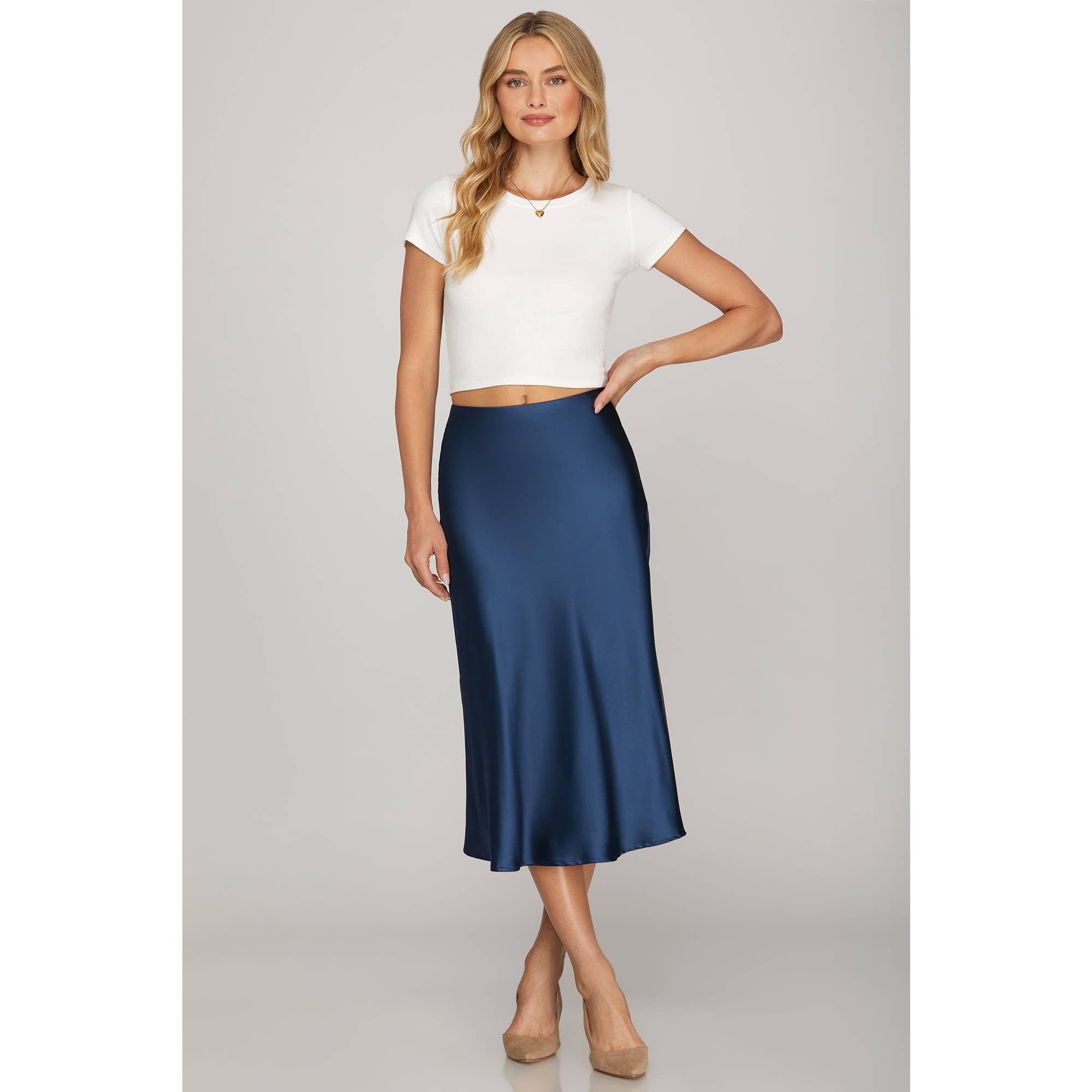 STYLE USA - Wholesale Rok - Dames - SATIJNEN MIDI-ROK MET SCHUINE SNIJLĲN2