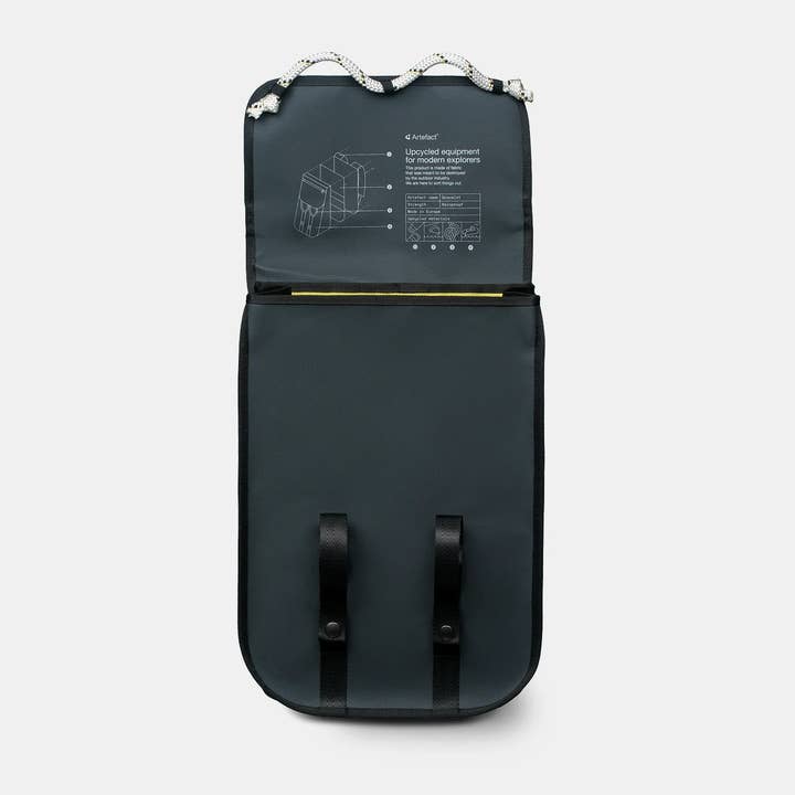 Artefact - Wholesale Backpack - Unisex - Gravelot - 18L - Red3