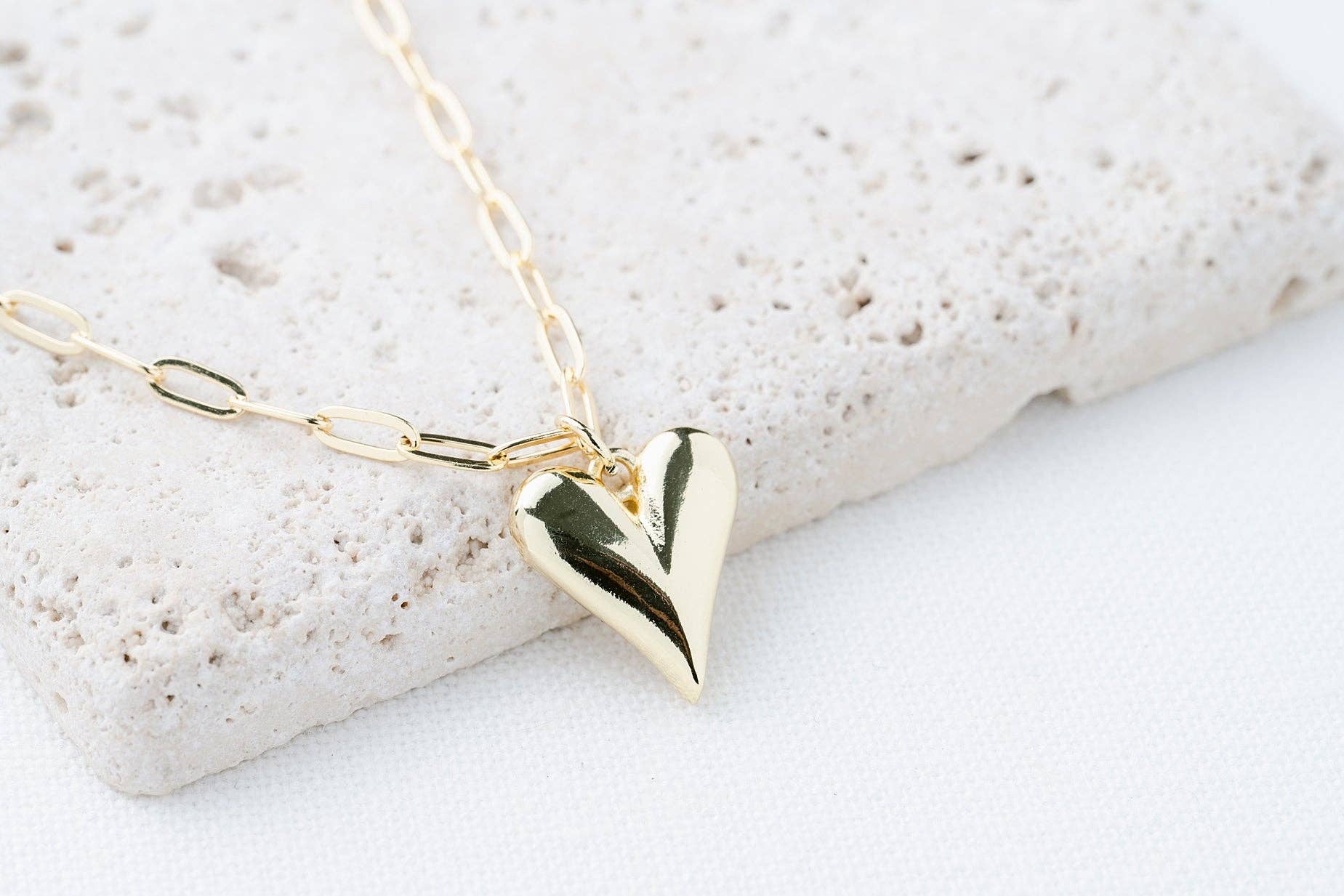 Grace Girl Beads - Wholesale Pendant/Charm Necklace - Little Love Heart Necklace