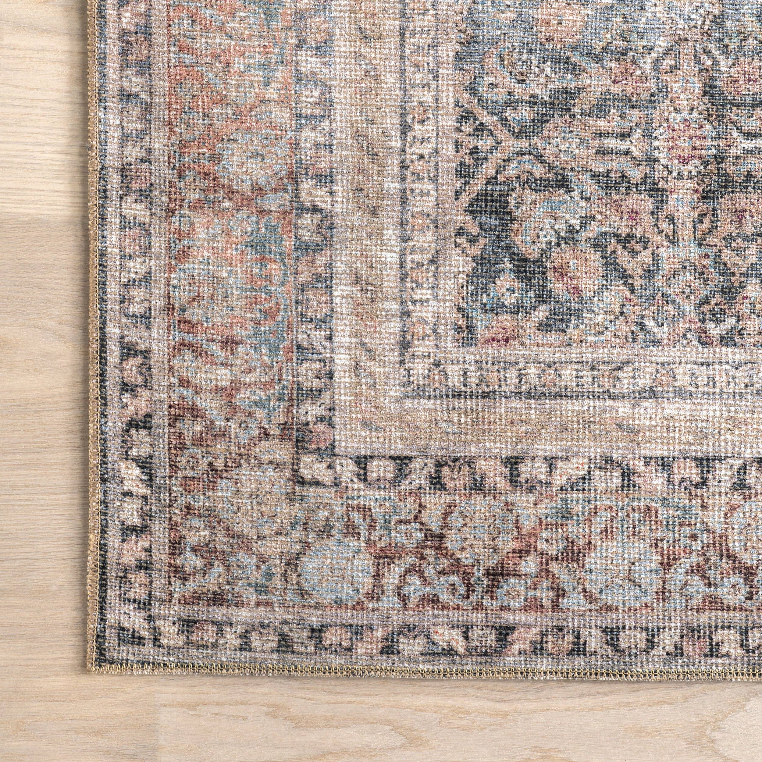 Blue Hillstone Collection Elfrieda Traditional Vintage Medallion Area Rug for wholesale on Faire4