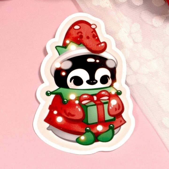 Kerst Elf Penguin Leuke Kawaii Sticker 2.5" voor wholesale door BeeluArt