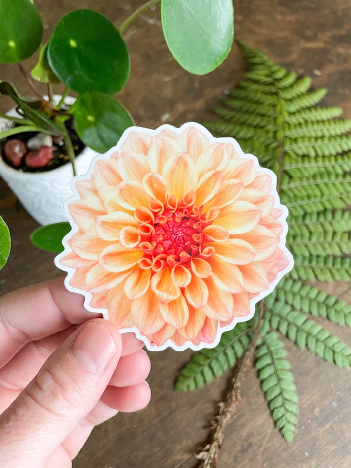 Autocollant en cuivre Ferncliff en forme de dahlia, durable et résistant aux intempéries pour la vente par Home Roots Design