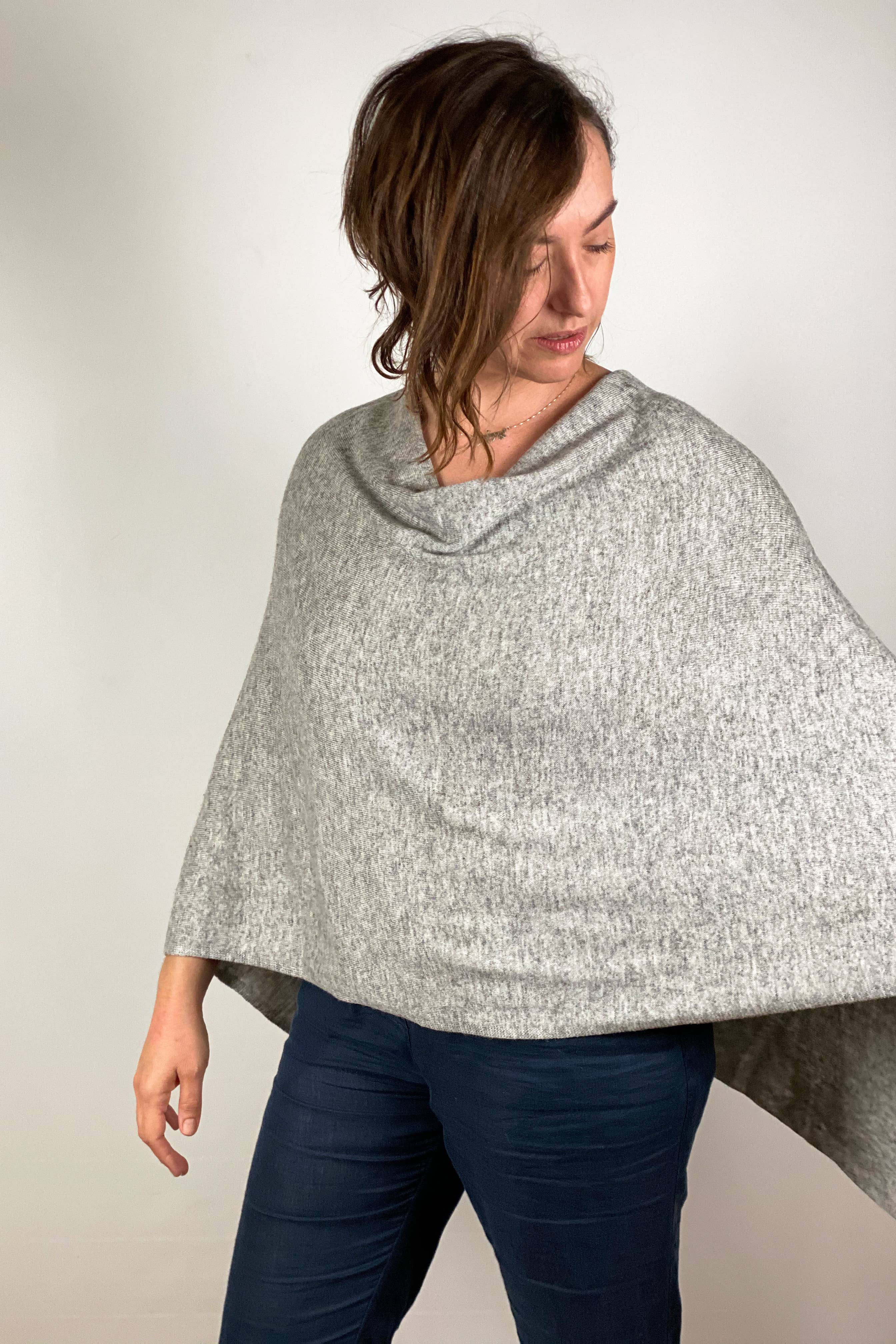 Dolma - Wholesale Poncho - Women's - Cashmere Poncho Silver Grey3