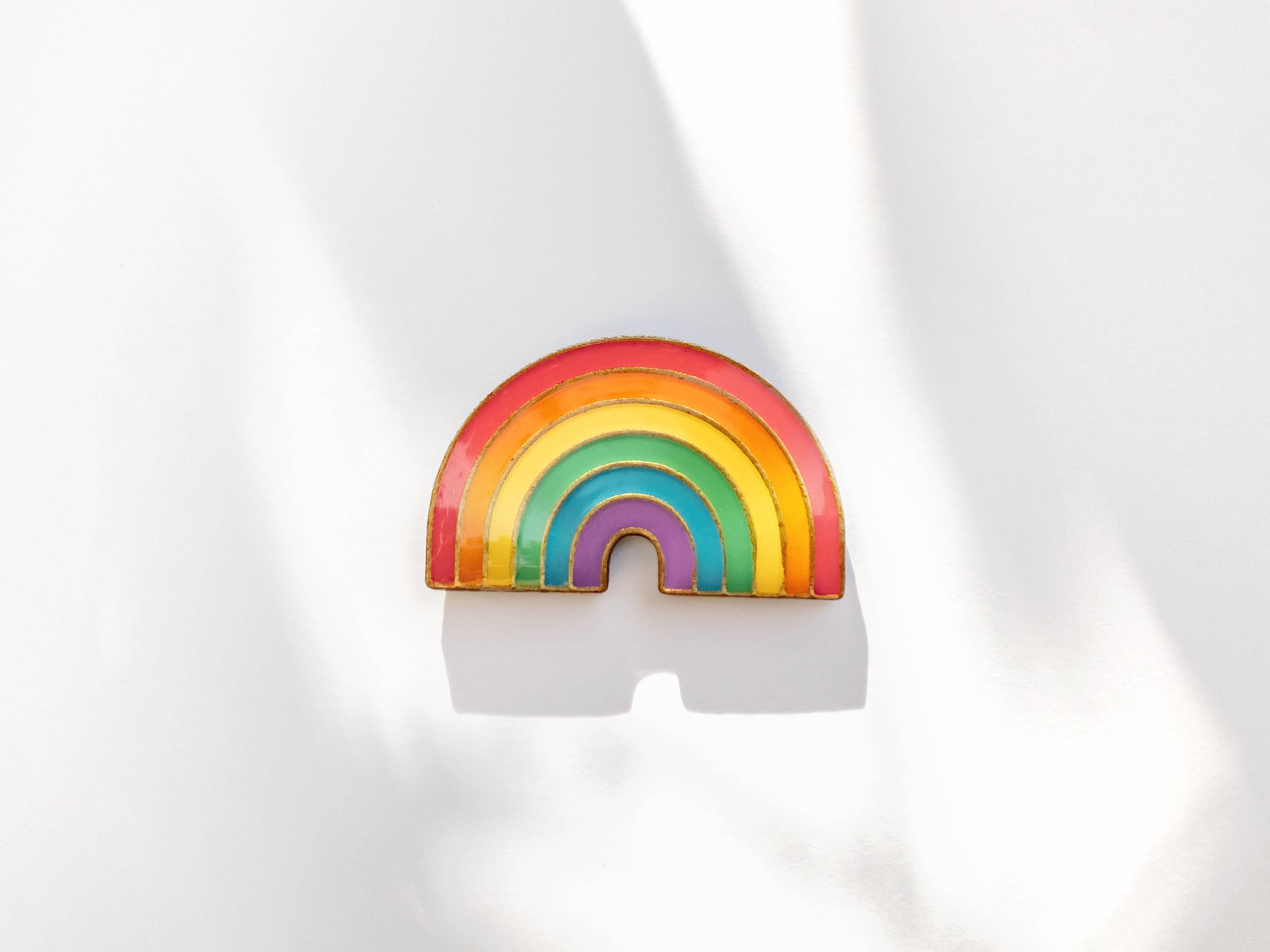 ROBNKO - Vente Épinglettes/boutons - Épinglettes arc-en-ciel Pride style rétro0