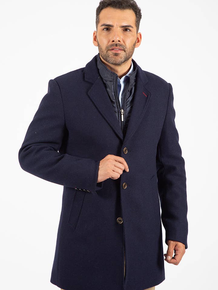 Navy cloth coat for wholesale by Solera