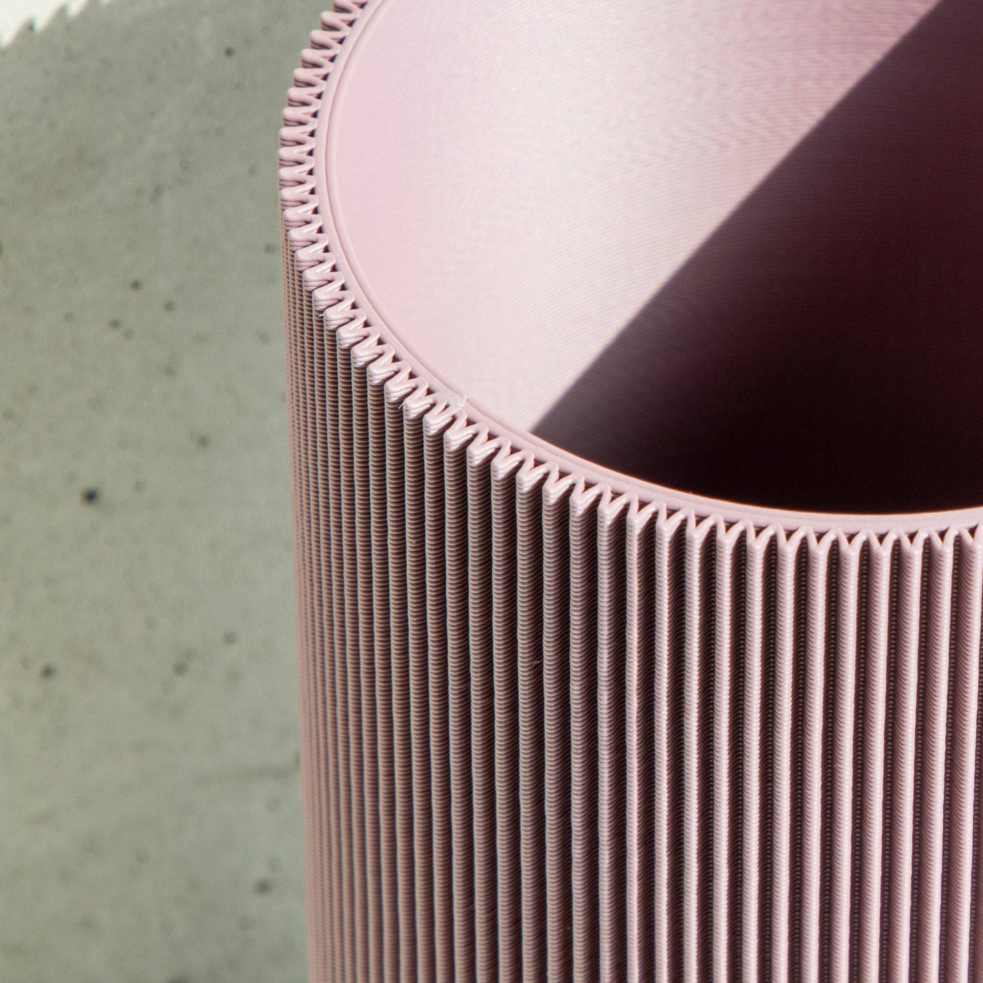 dennismaass. – Großhandel Vasen – GERADE Vase7