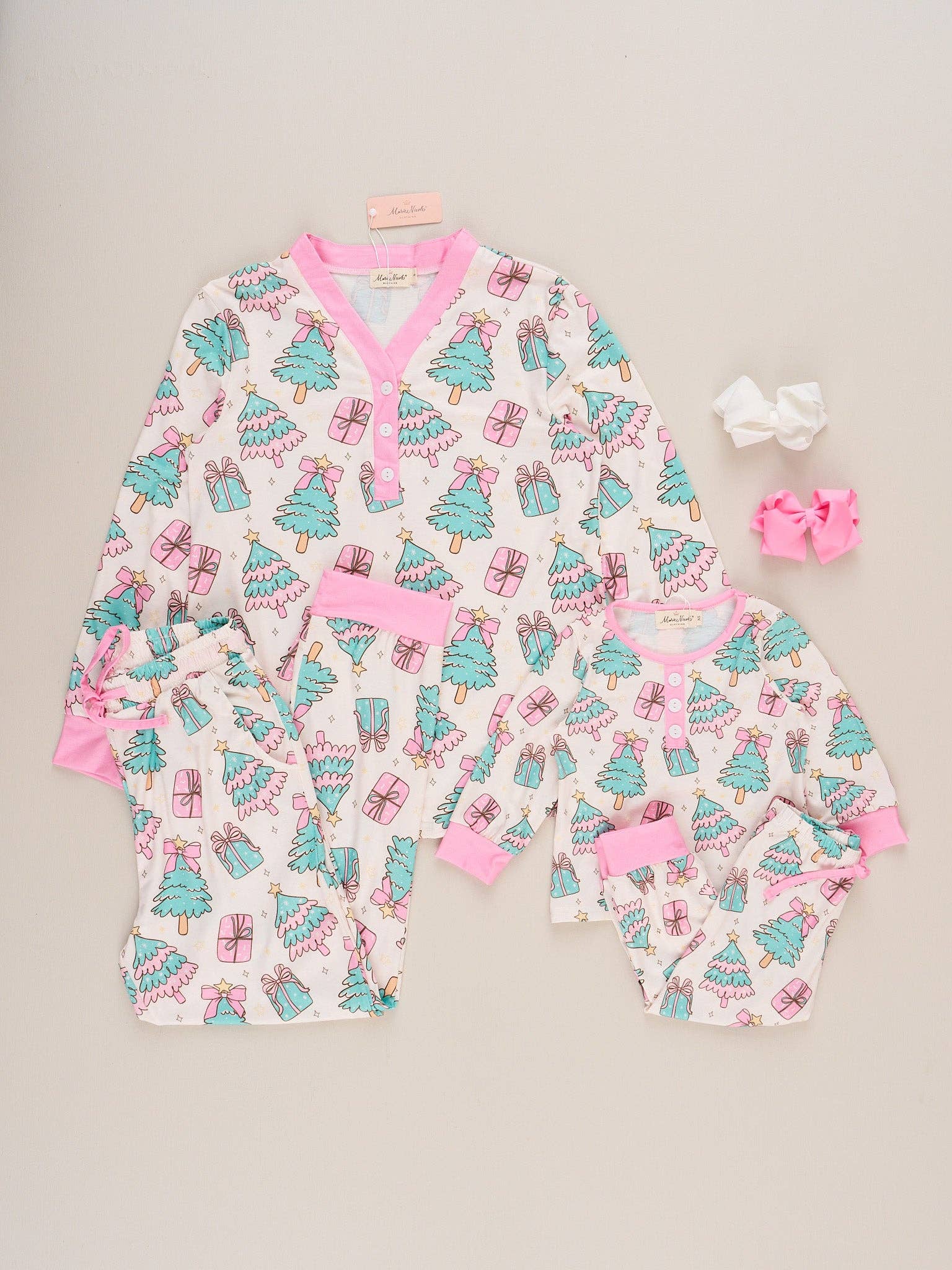 Marie Nicole Clothing - Wholesale Sleepwear Set - Kids - Mom & Me Frosty Tree Gift Pajamas3