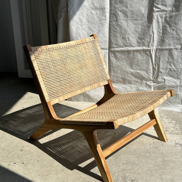 Office Objets - Wholesale Chair - Reclined chair in natural wood and woven rattan68