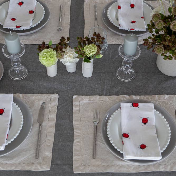 Allgifts Australia - Wholesale Dinner & cloth napkin - Cotton Napkins - Ladybird (Set of 4)3