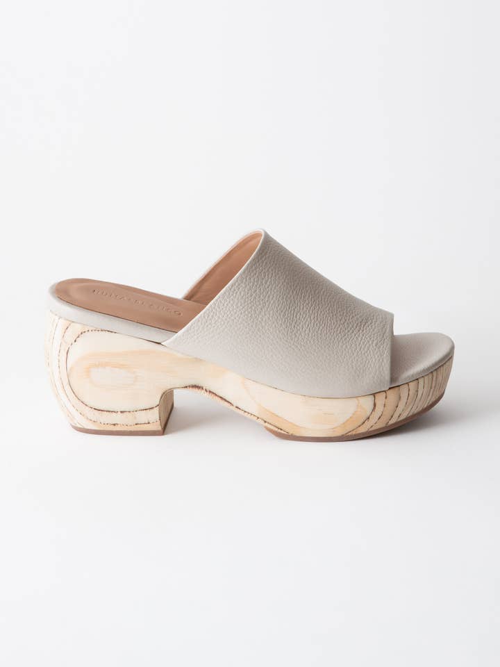 Katlyn Platform Sandal Pebbled Cream for wholesale by Fortress