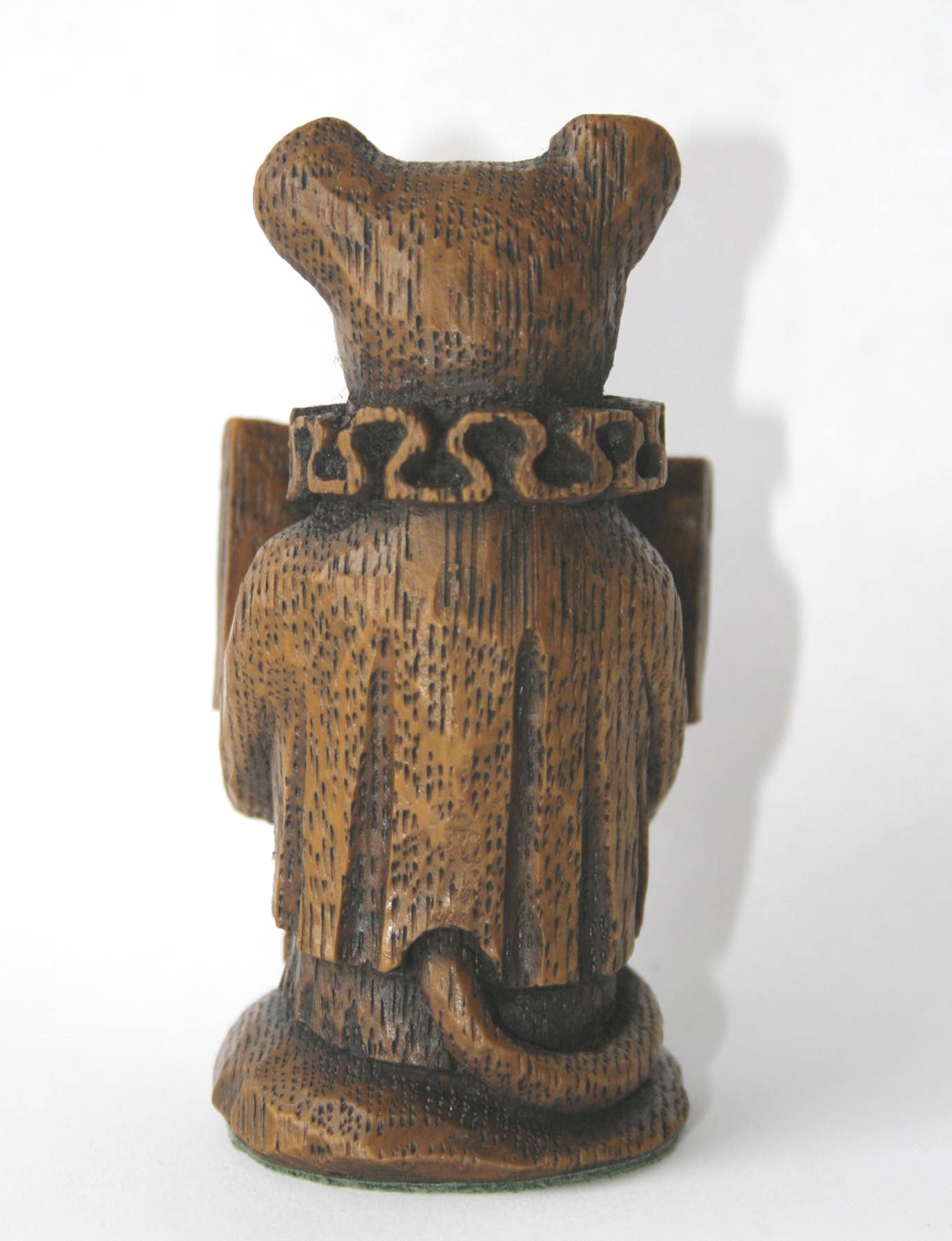 Oakapple Designs Ltd - Wholesale Decorative Figurine - Church Mouse Choir Singing. Reproduction carving Ornament.3