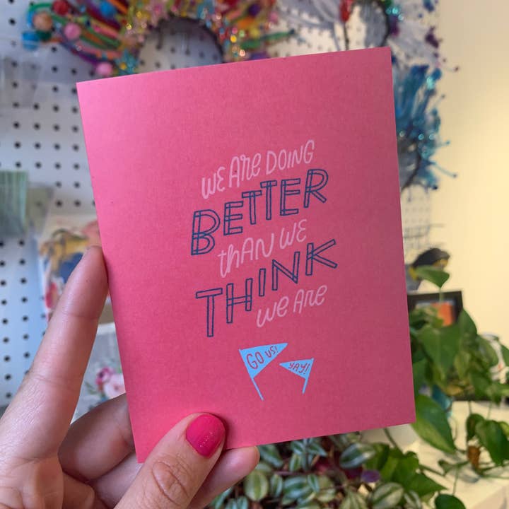 Carta «Meglio di quanto pensiamo» per la vendita all'ingrosso da parte di Good Letters Design