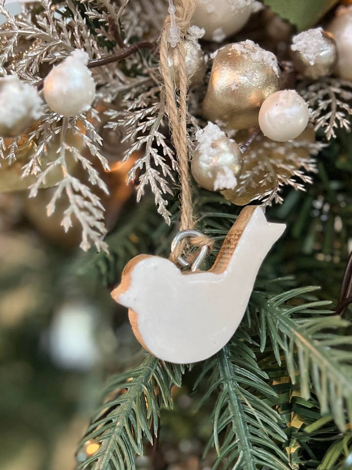 Set of 6 Wooden Bird Ornaments 2x1.5in for wholesale by Wholesale Home Decor