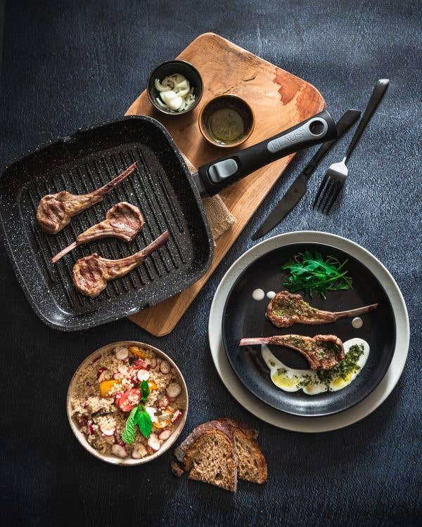 Klaus Cuisine - Wholesale Cast Iron Skillet - Genius 28 x 28 cm Grill Pan