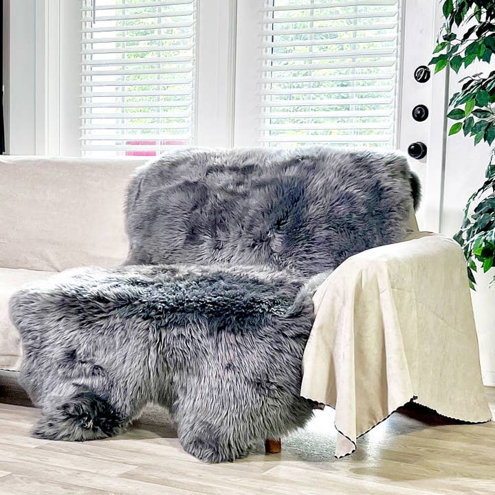 Rodeo - Wholesale Area Rug - Genuine Sheep Skin Rug 15