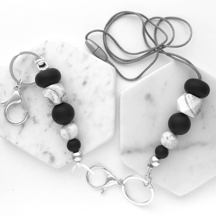 Le chiavi del successo • Nero per la vendita all'ingrosso da parte di Its Simply Serendipity