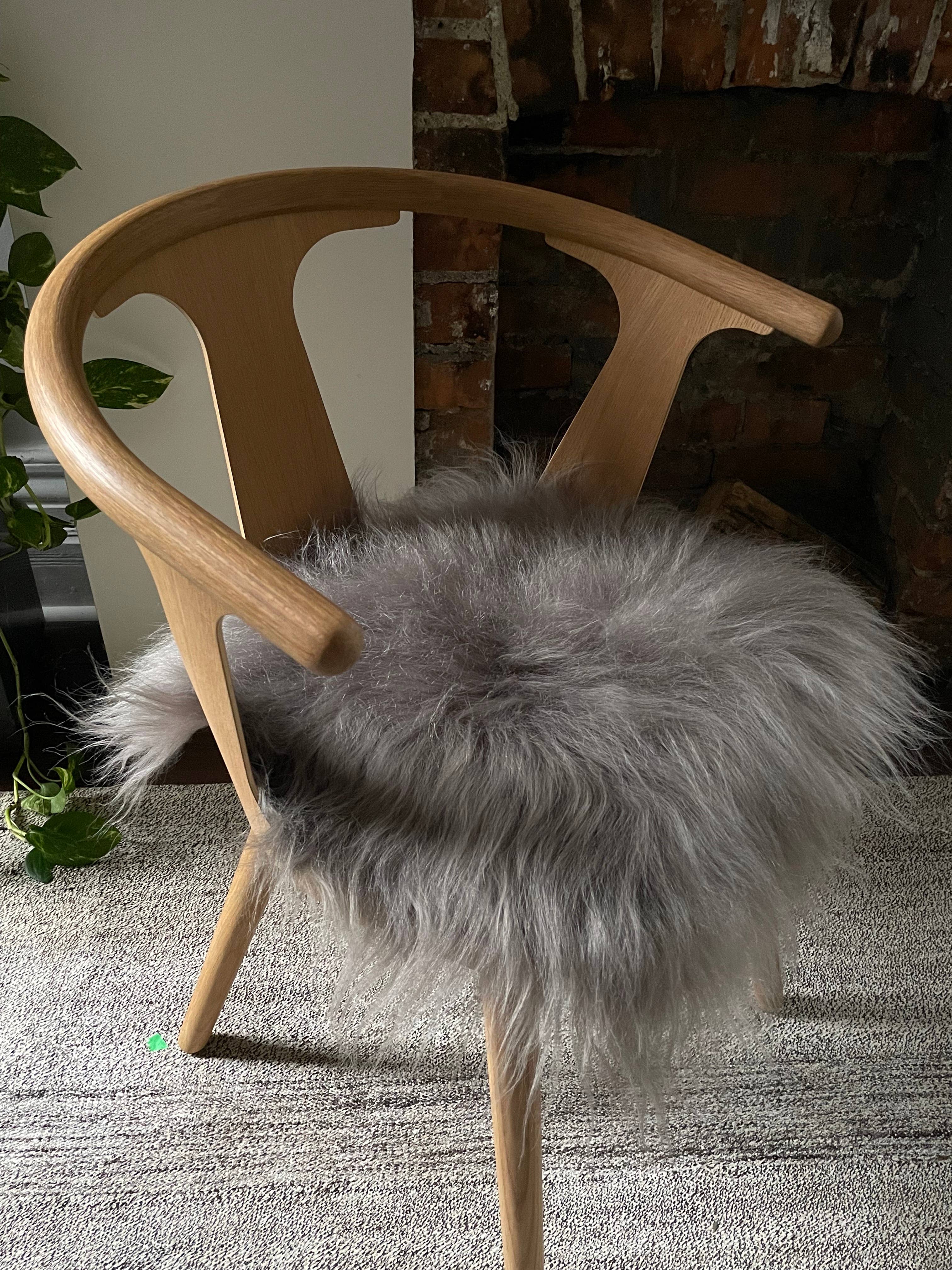 Black Sheep (White Light) - Wholesale Chair Cushion - Mineral Icelandic Sheepskin Chair Pad1