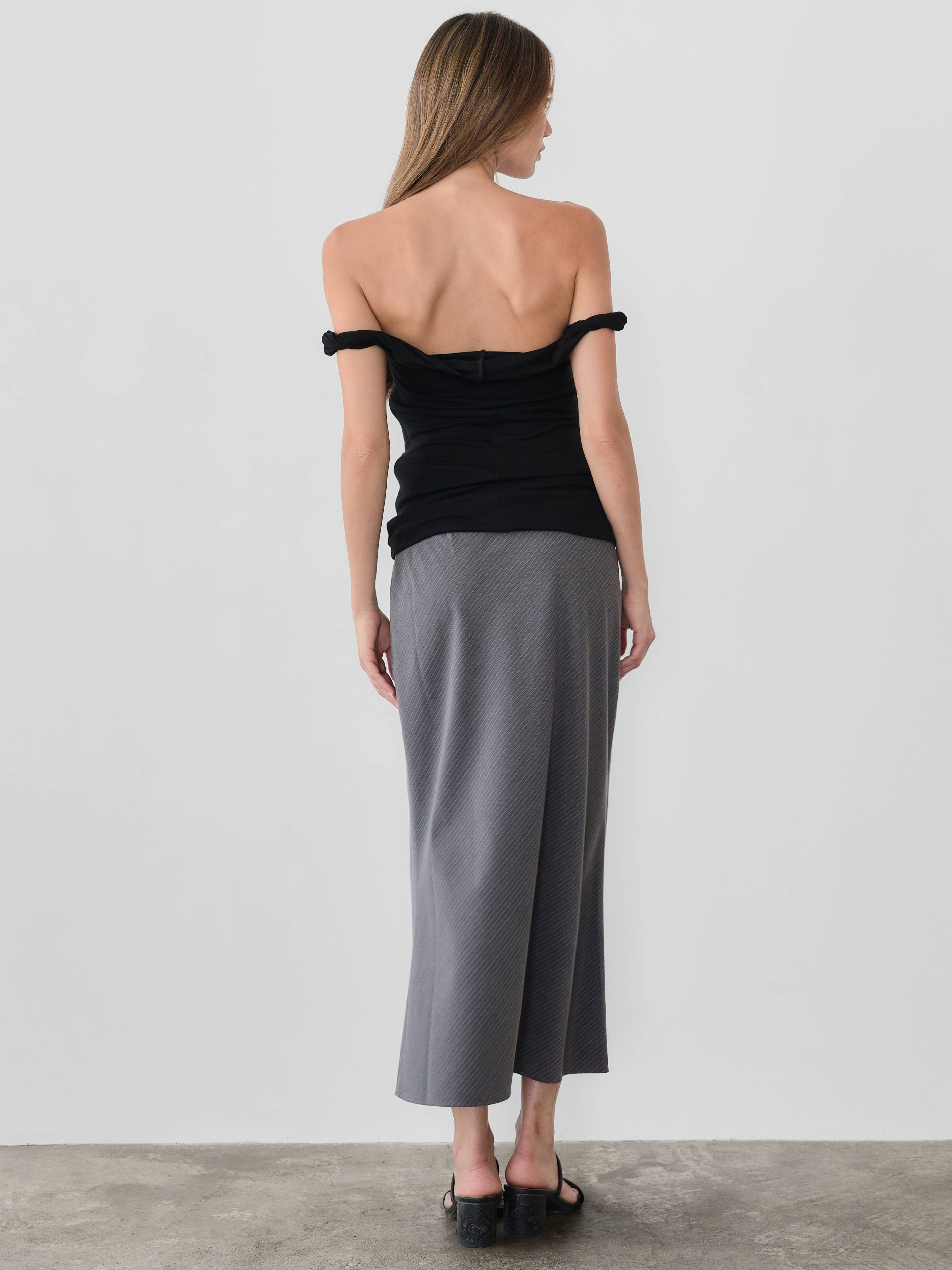 MOD REF - Wholesale Blouse - Women's - The Alix Top | Twisted Off the Shoulder Tank Top7