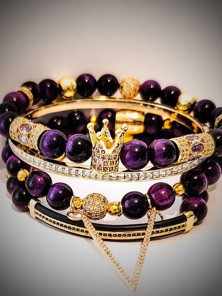 Ensemble de bracelets couronnes « violettes » pour femmes pour la vente par L. Styles, LLC