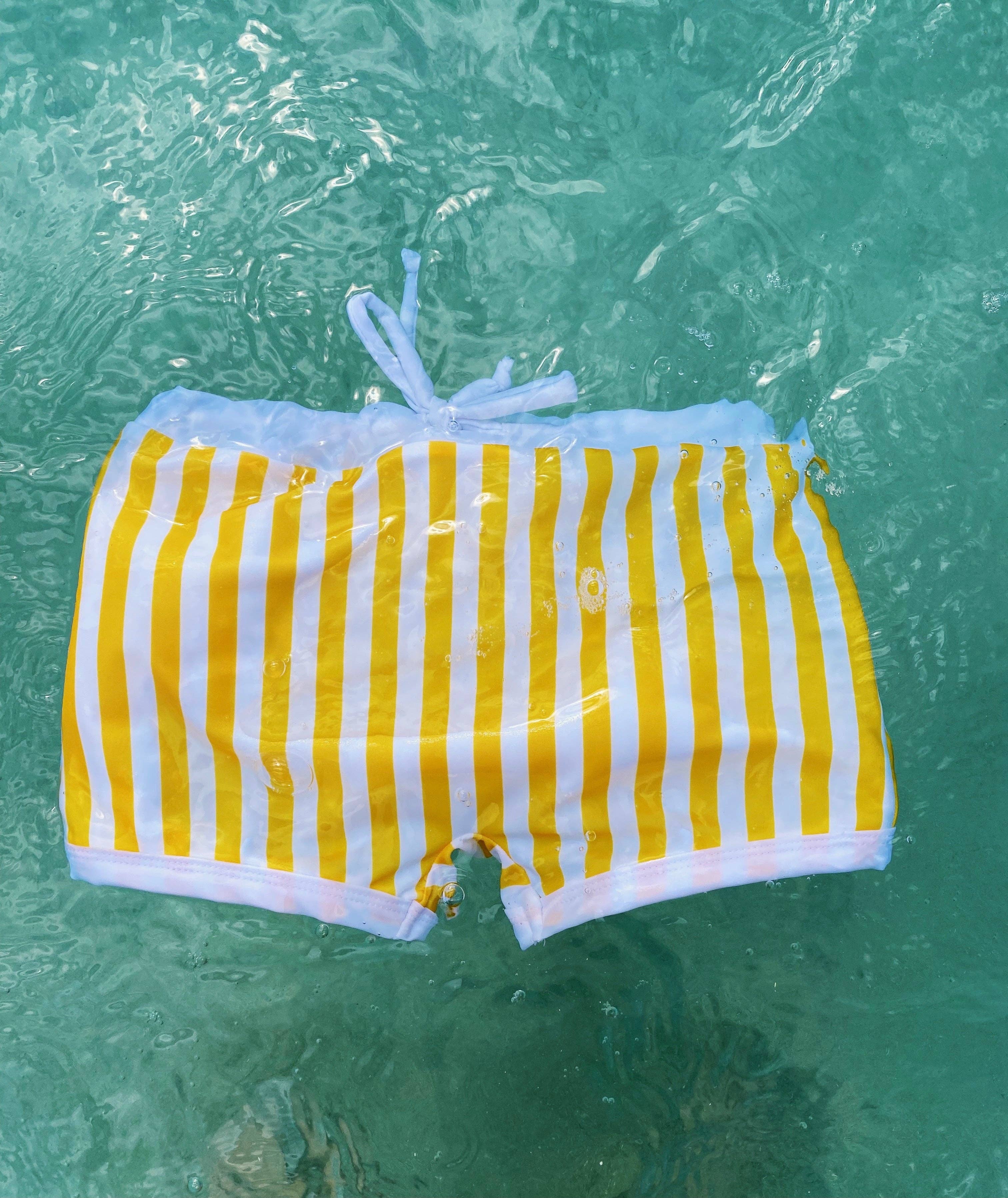 Juillet Juillet - Wholesale Swim Shorts - Kids - Gouverneur Boxer Yellow/White stripes UPF 50+