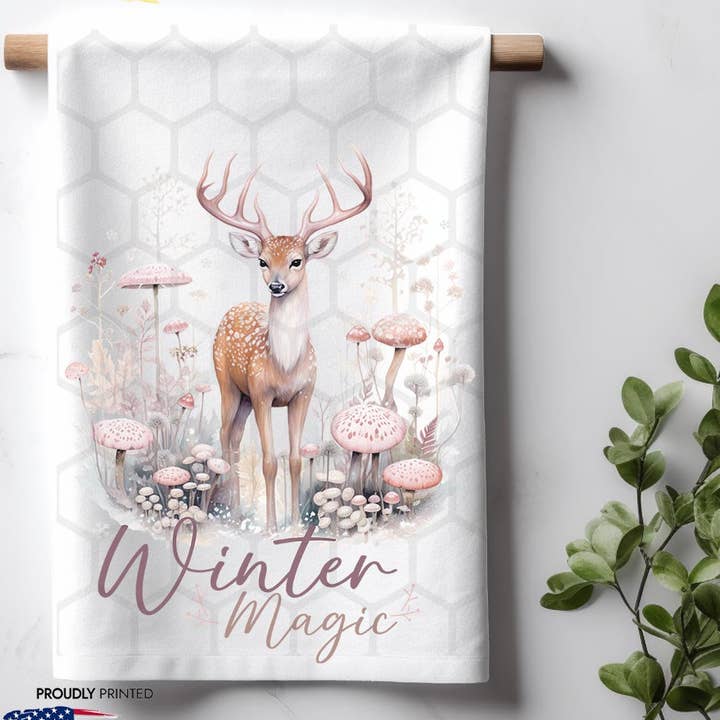 Bosco di renne con funghi magici invernali per la vendita all'ingrosso da parte di ADDLE iNK