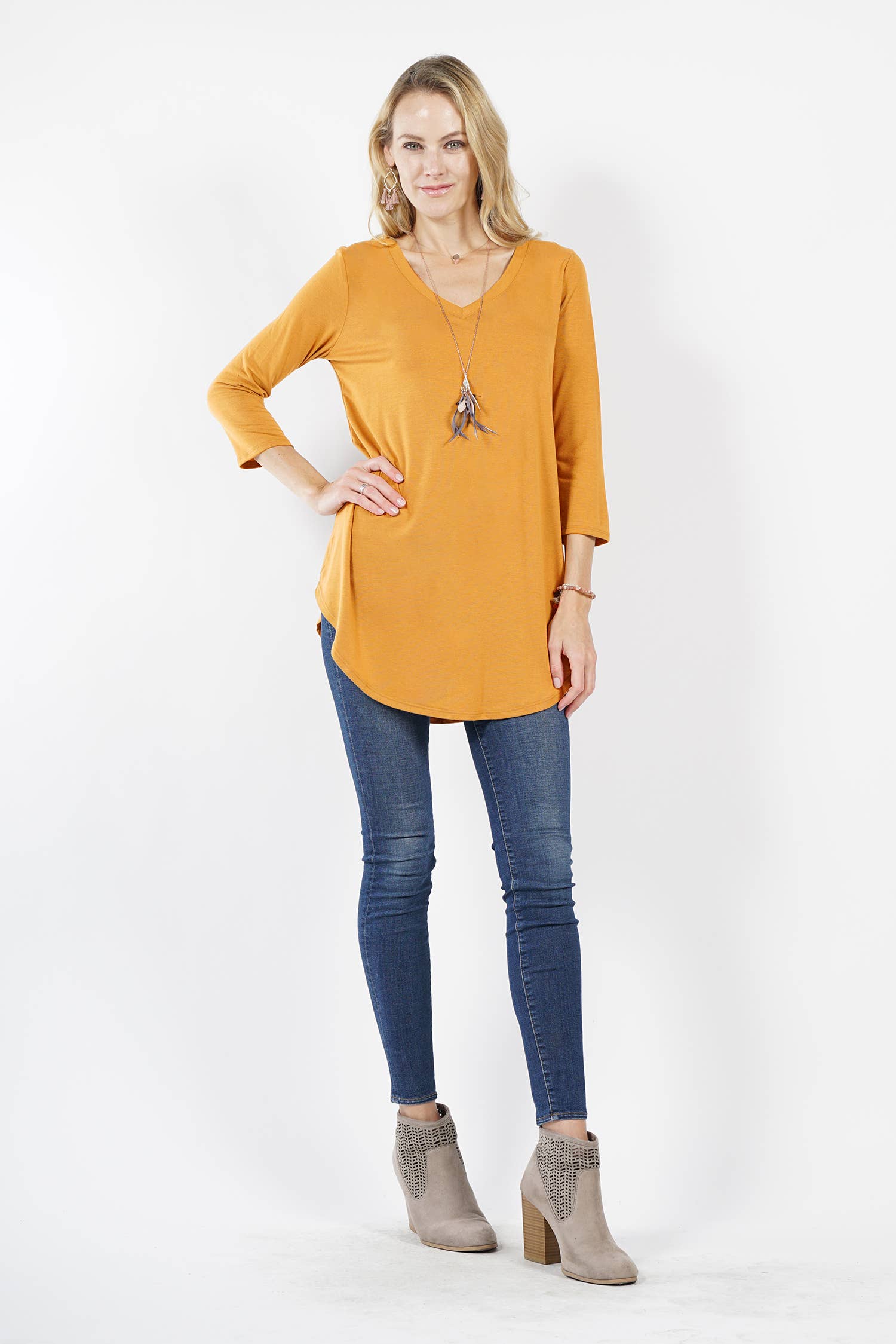 42POPS - Vendita all'ingrosso Top in maglia - Donna - .....1015 Top a Maniche 3/4 con Scollo a V Vendita Campione SI-108320