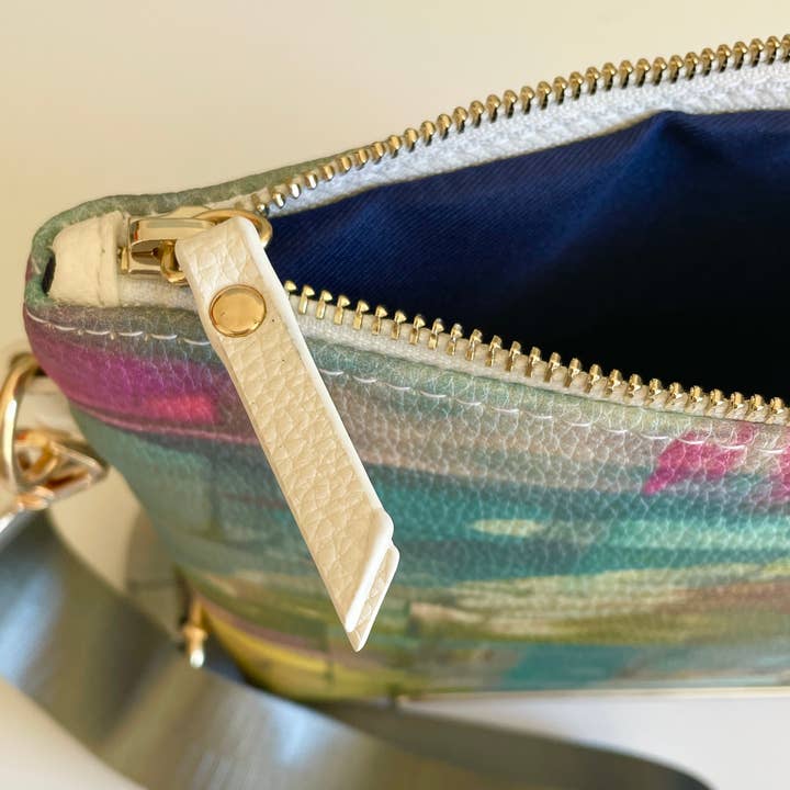 Delisch Jewelry & Accessories - Wholesale Crossbody Bag - Women's - CERISE AQUA CROSSBODY HANDBAG3