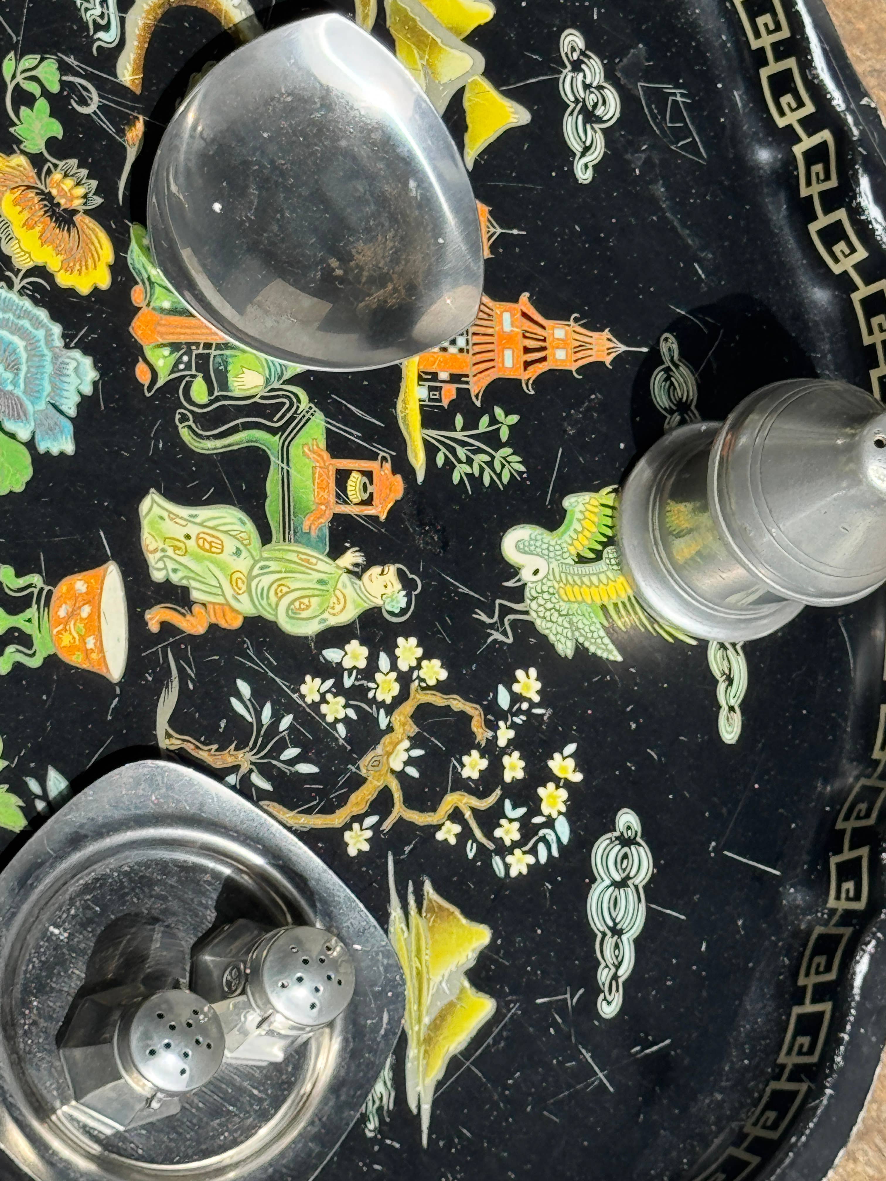 Office Objets - Wholesale Decorative Tray - Vintage black tray Asian theme L448