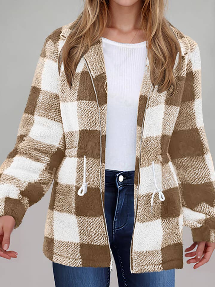 Veste à fermeture éclair à motif écossais pour la vente par AZSHOP Trading LLC