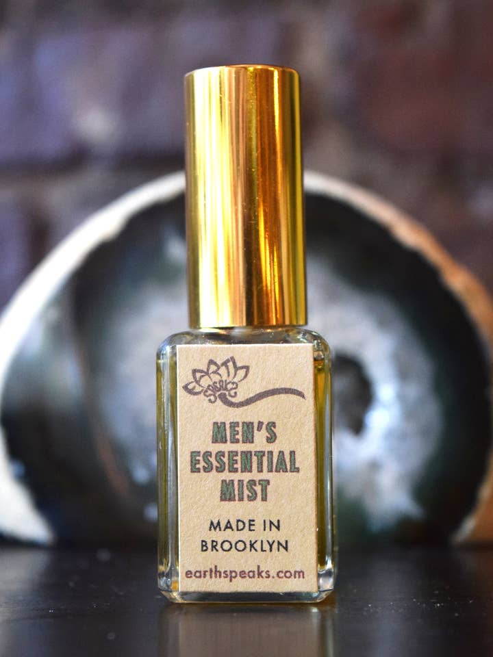 Essential Mist pour hommes pour la vente par Earth Speaks