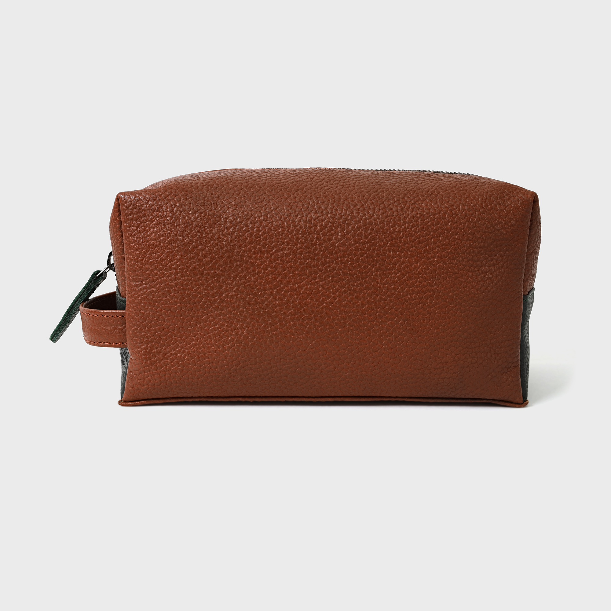 Acorn and Hide – wholesale Toiletry bag – Unisex – Pebble Grain Leather Boxy Washbag - Tan / Green1