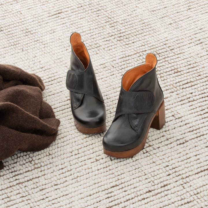 Ingela Black for wholesale on Faire2