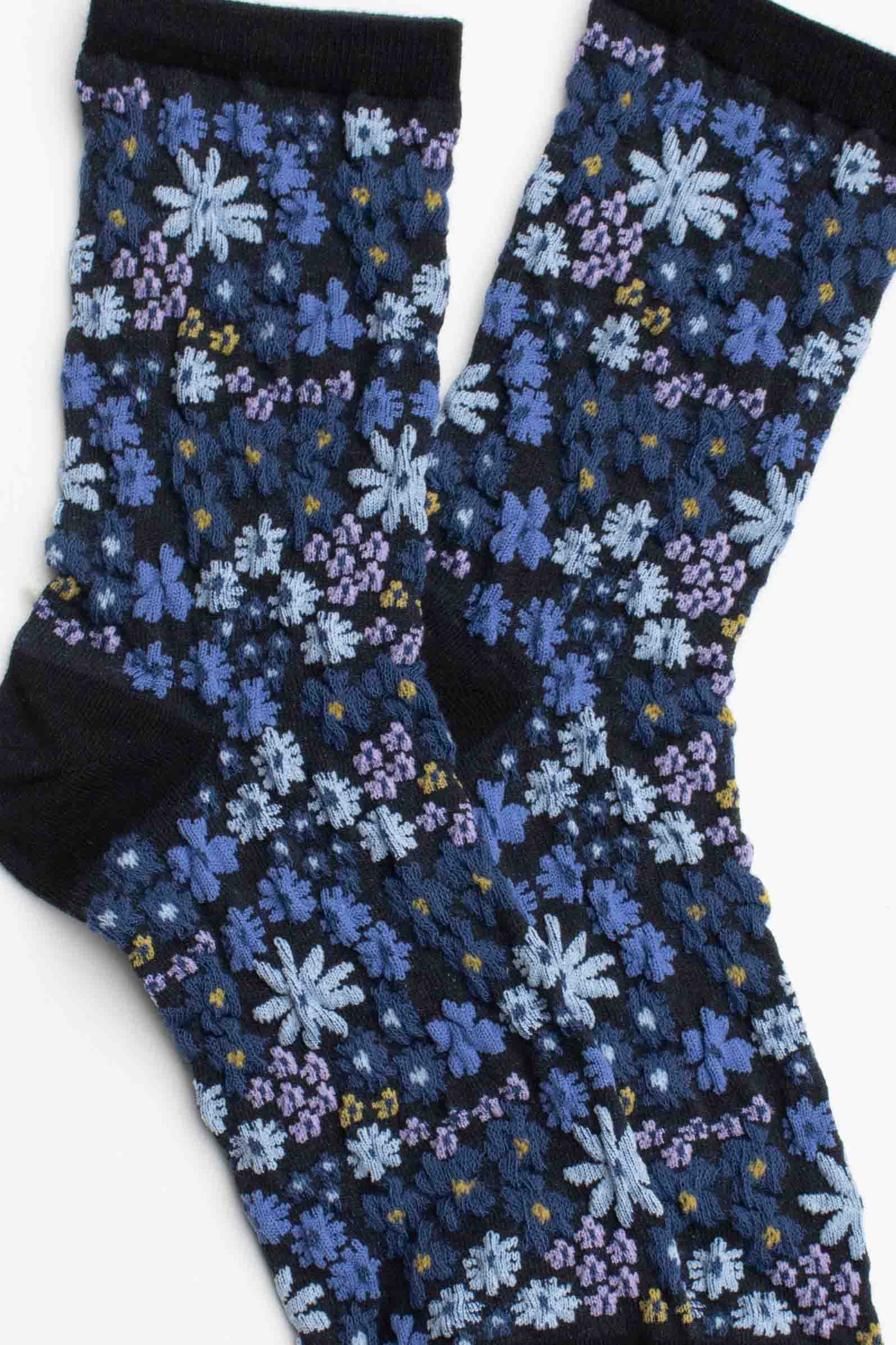 Tiepology - Wholesale Socks - Women's - Meadow Blossom Crew Socks3
