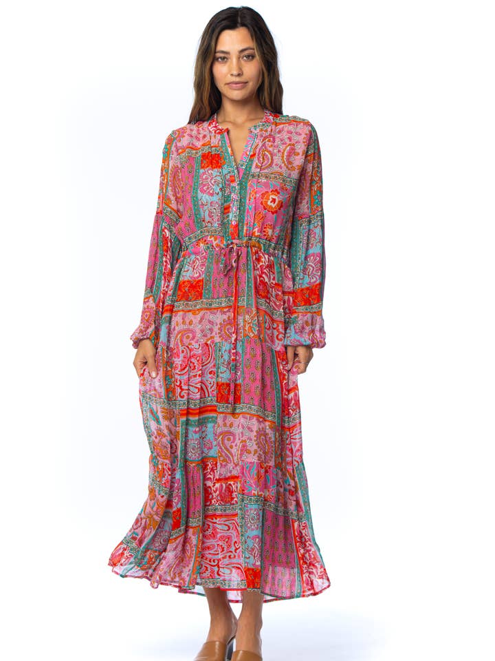 ROBE À PLUSIEURS NIVEAUX ROSE SAIRA pour la vente par Tolani