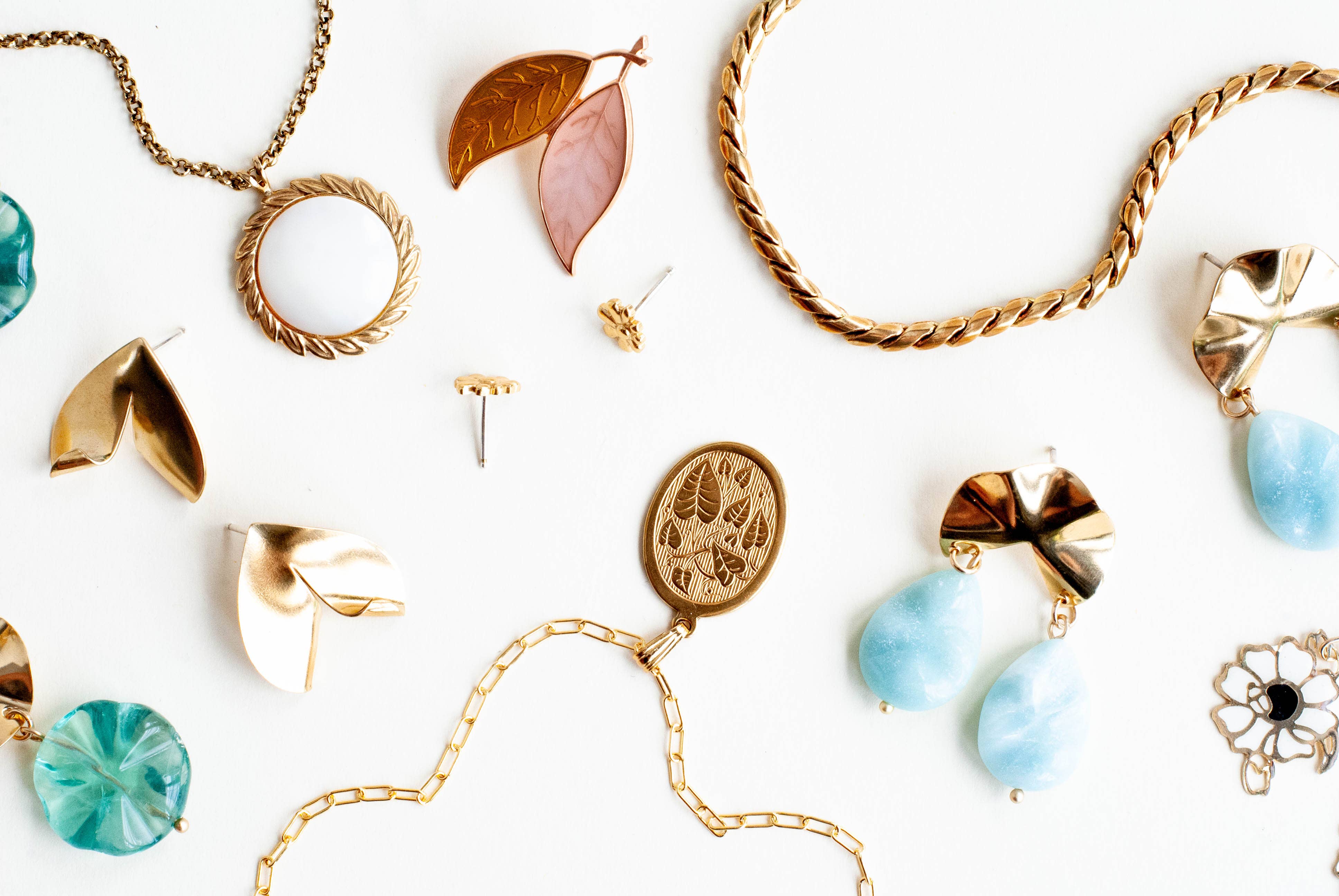 Michelle Starbuck Designs - Wholesale Pendant/Charm Necklace - Monstera Charm Necklace2