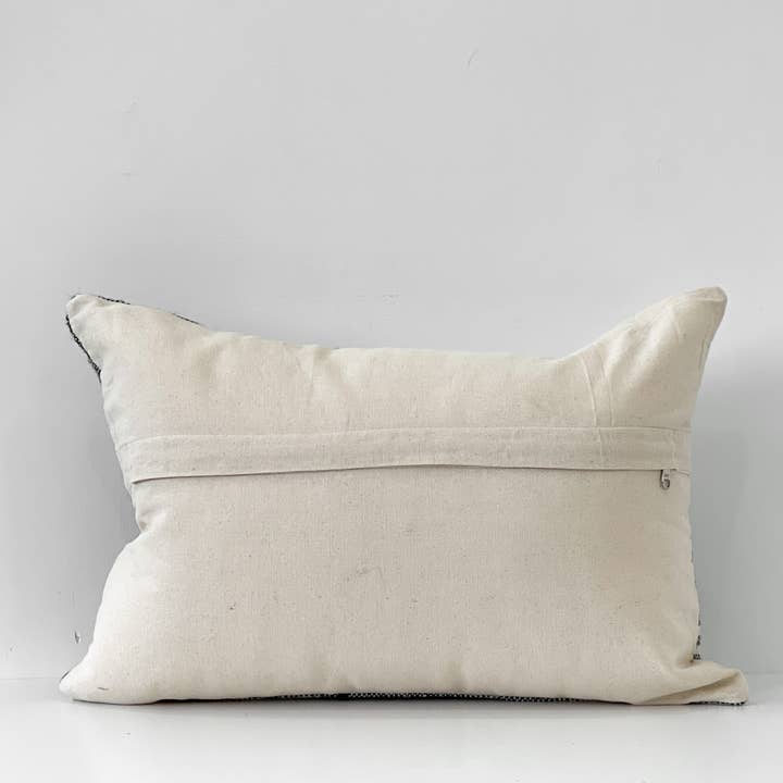 Blended Living - Wholesale Throw/Decorative Pillow - Lennox | Pillow Cover1