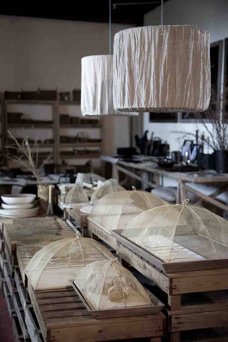 Fiorirà un giardino – Ornamento/decoração ao ar livre por atacado – Cobre-alimentos Rede Maxi Em Abacá Branco (6) 48 x 66 H25 cm2