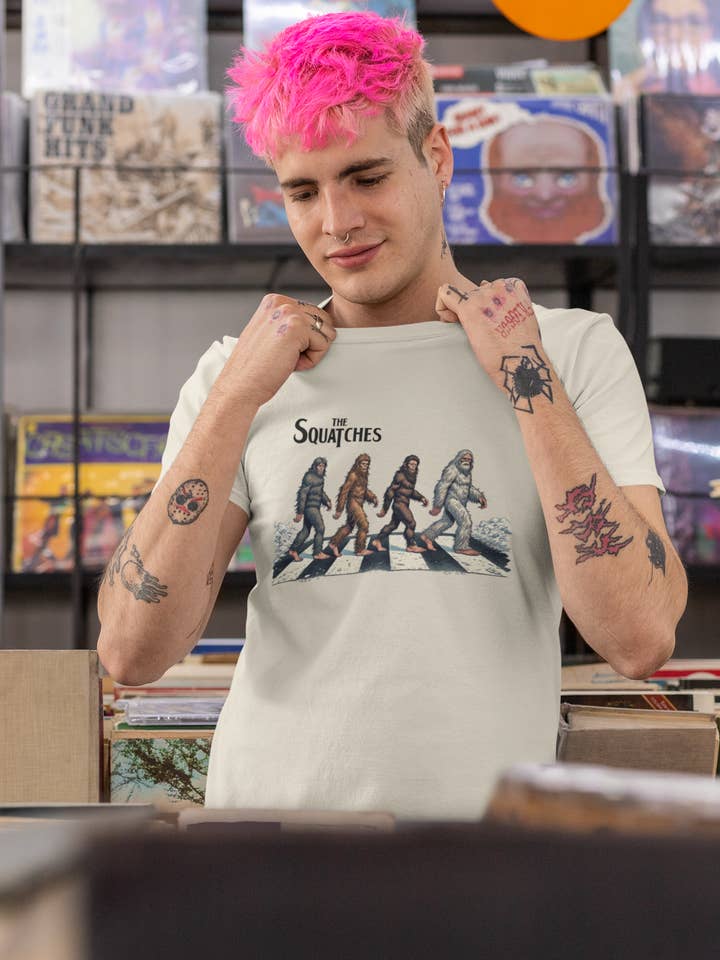 Squatchin’ Country - Vendita all'ingrosso Maglietta stampata - Uomo - T-shirt The Squatches (verde menta o marrone chiaro)4