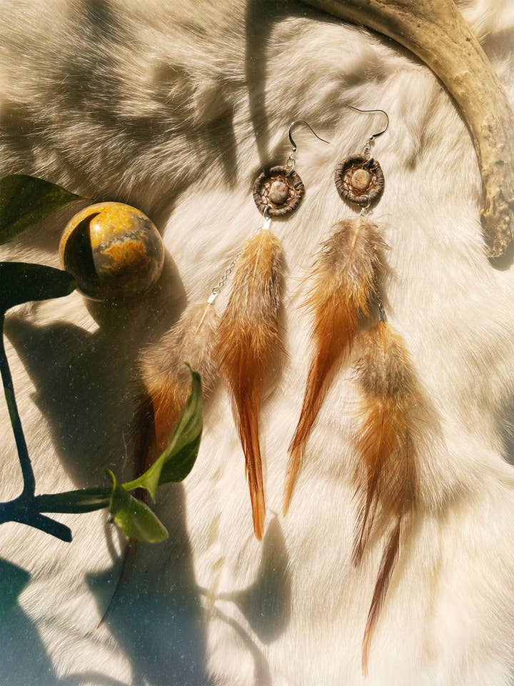 Ensemble de boucles d'oreilles Bumblebee Jasper Dreamcatcher pour la vente par Lutis Flower Creations