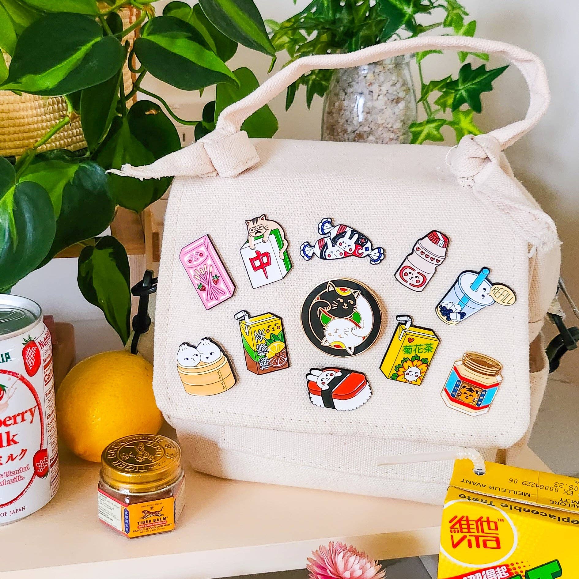 The Bao Bae - Wholesale Lapel Pin/Button - Bao Buddies Dumpling Steamer Enamel Pin3