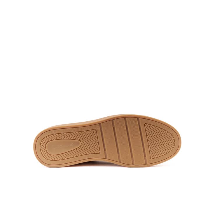 British Passport - Wholesale Lifestyle Sneakers - Men's - Beige-colored sneaker. Art. BP72443