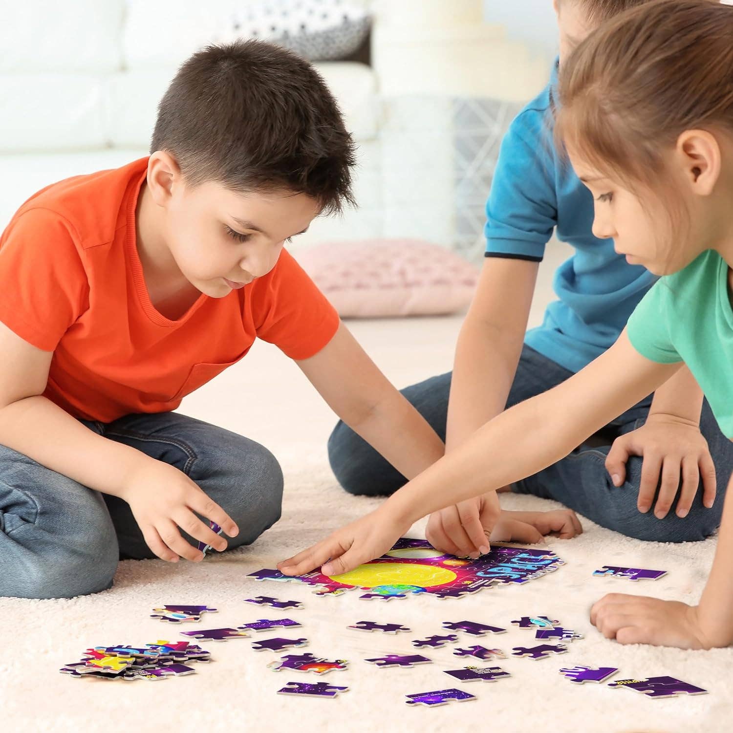 Dan&Darci - Wholesale Puzzle - Kids - Glow in The Dark 100 Piece Galaxy Jigsaw Puzzle for Kids7