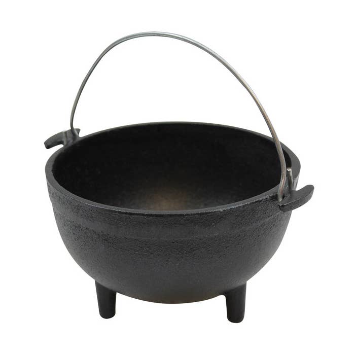 16 oz Round Mini Kettle Cast Iron for wholesale by TableCraft Products Company