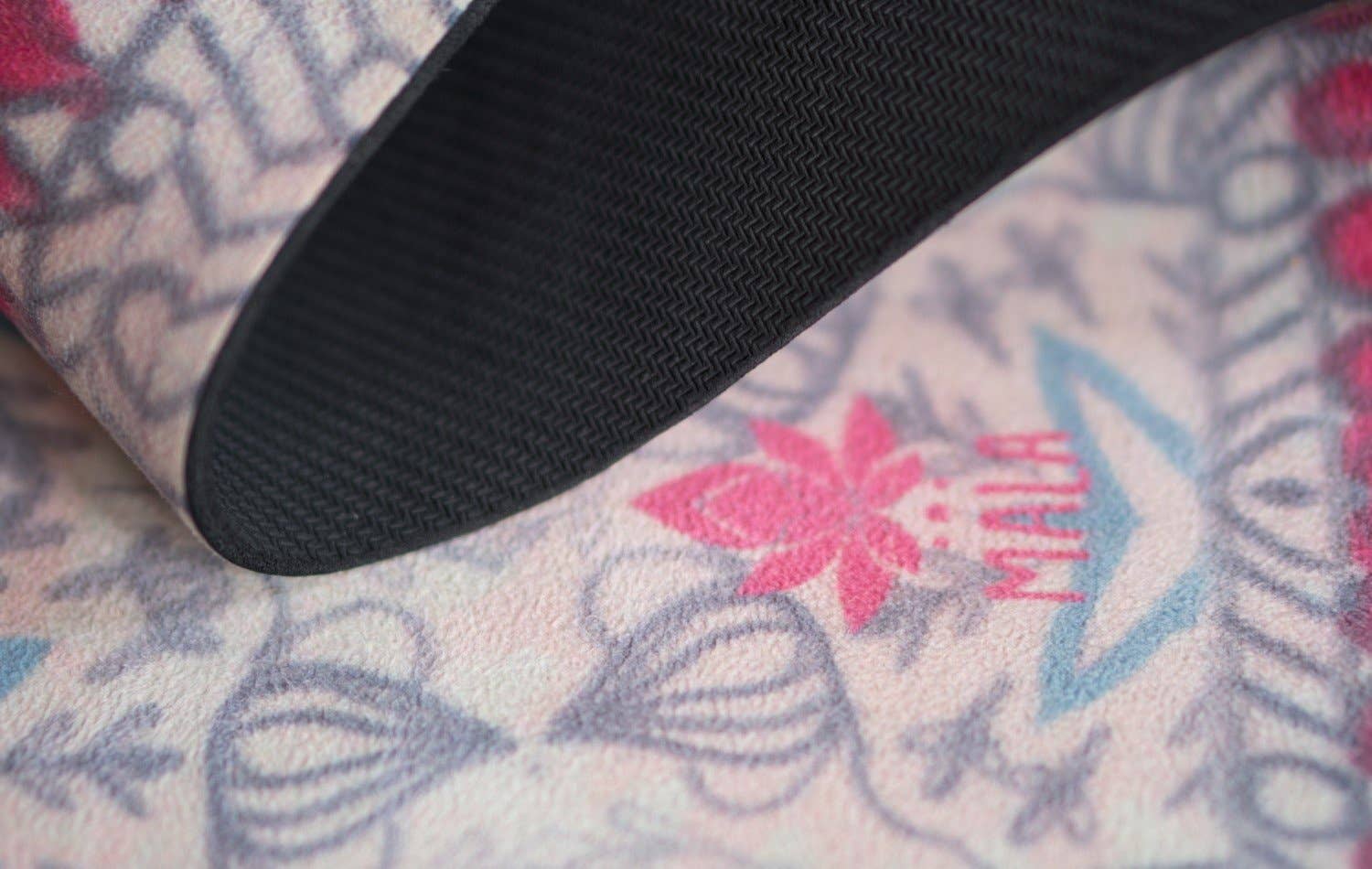 MALA Yoga - Wholesale Yogamat - Mala Hybrid yogamat met vliegend tapijt design6