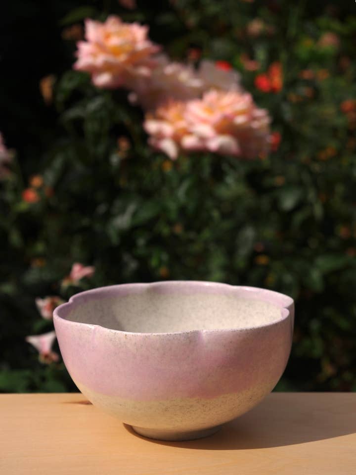 Large Scalloped Bowl for wholesale by Fun Is Forever