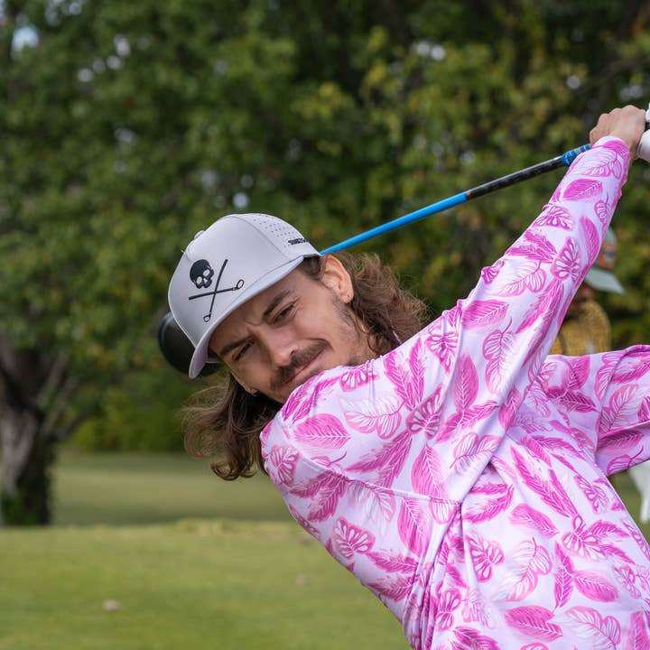 Shank It Golf - Wholesale Trucker Hat - Unisex - Skull and Crossbones Gray Golf Hat1