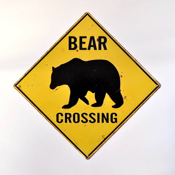 Bear Crossing - 3D metalen bord - 12* 12 inch voor wholesale door inVintage