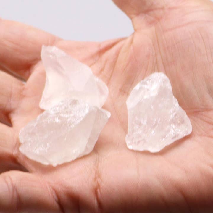 Raw crystals 500g rock quartz for wholesale by Cristaux & Bien-Être