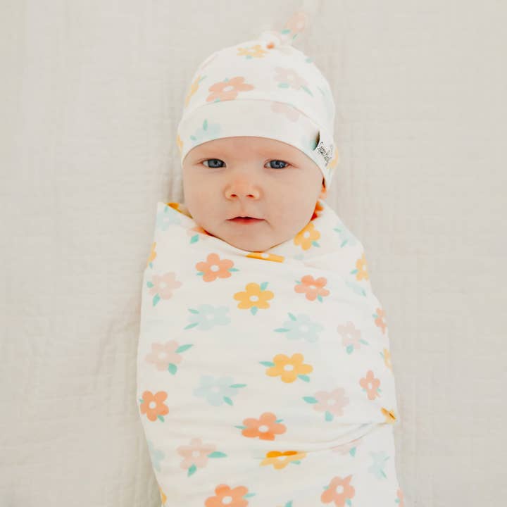 Knit Swaddle Blanket - Daisy for wholesale by Copper Pearl
